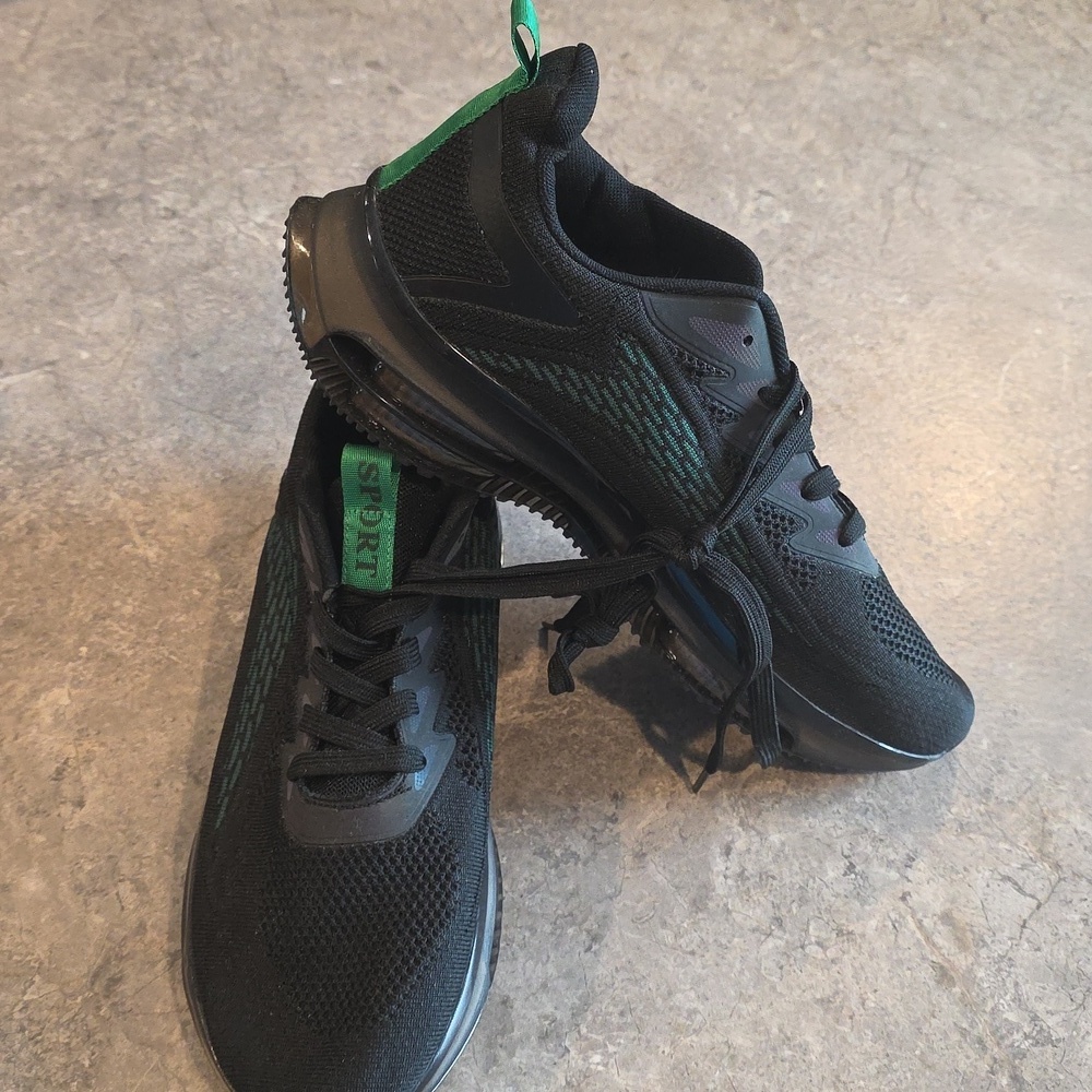 (J4) Mens Black and Green Sport Sneakers Unknown Name Sz 12 - Picture 2 of 6